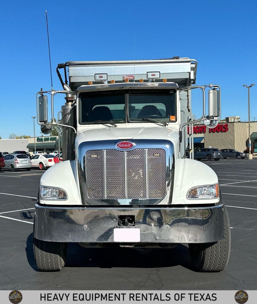 2006 Peterbilt 335